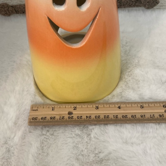 Ceramic Candy Corn Luminary - Picture 4 of 6